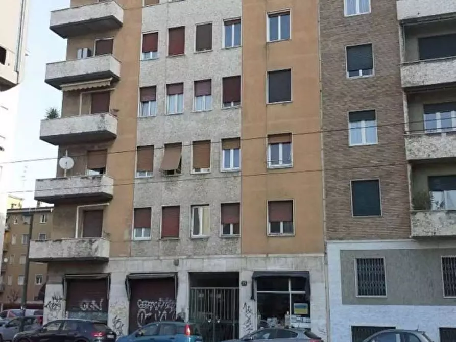Immagine 3 di Appartamento in vendita  29 a Milano