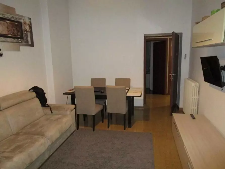 Immagine 9 di Appartamento in vendita  103 a Milano