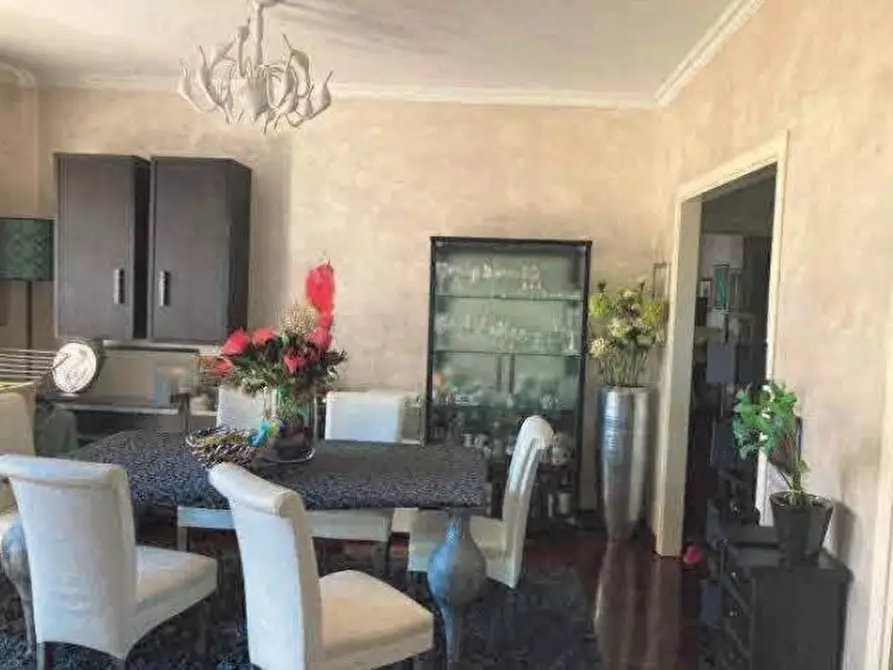 Immagine 8 di Appartamento in vendita  2 a Milano