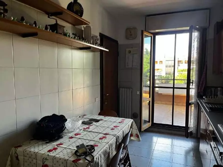 Immagine 7 di Appartamento in vendita  5 a Milano