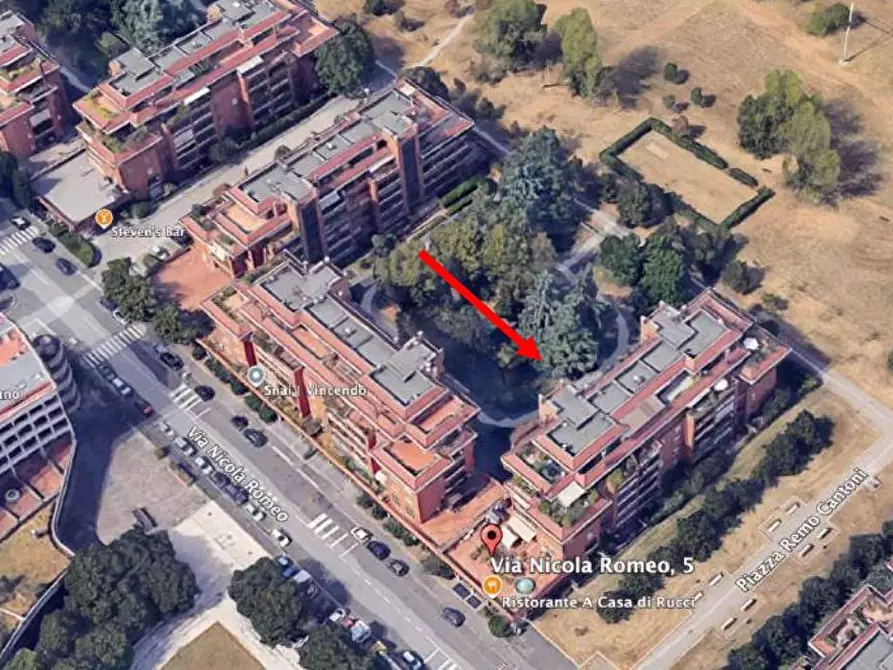 Immagine 3 di Appartamento in vendita  5 a Milano