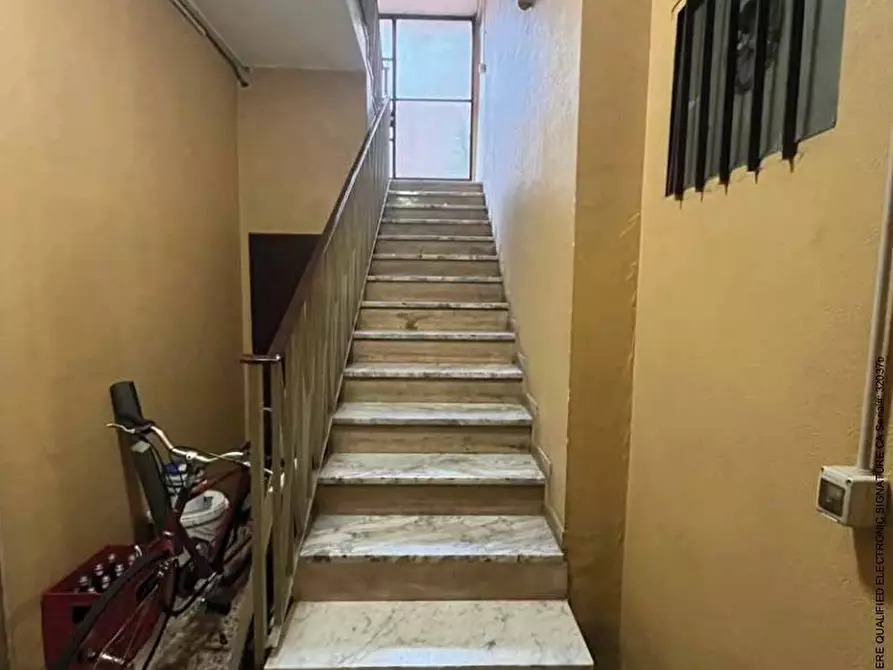 Immagine 8 di Appartamento in vendita  39 a Milano