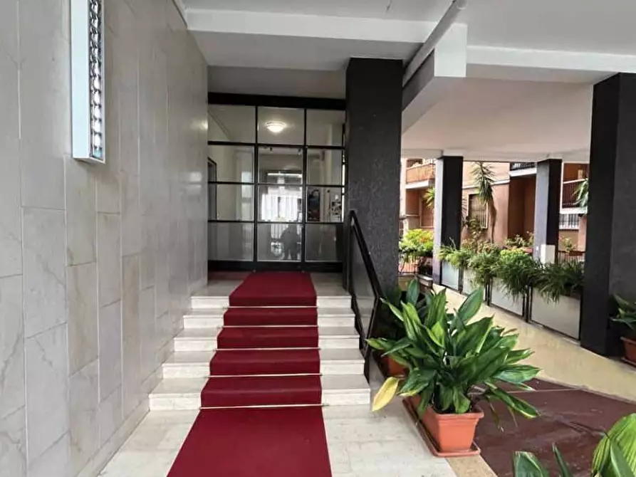 Immagine 5 di Appartamento in vendita  39 a Milano