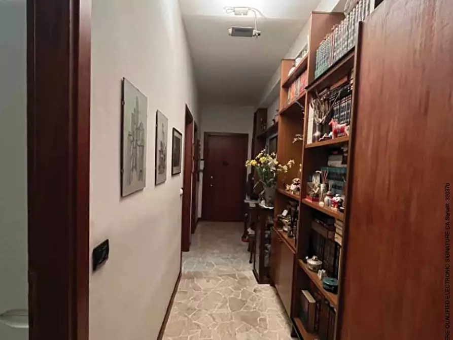 Immagine 10 di Appartamento in vendita  39 a Milano