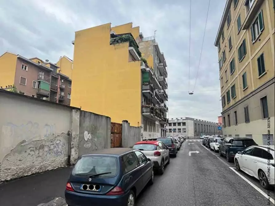 Immagine 4 di Appartamento in vendita  39 a Milano