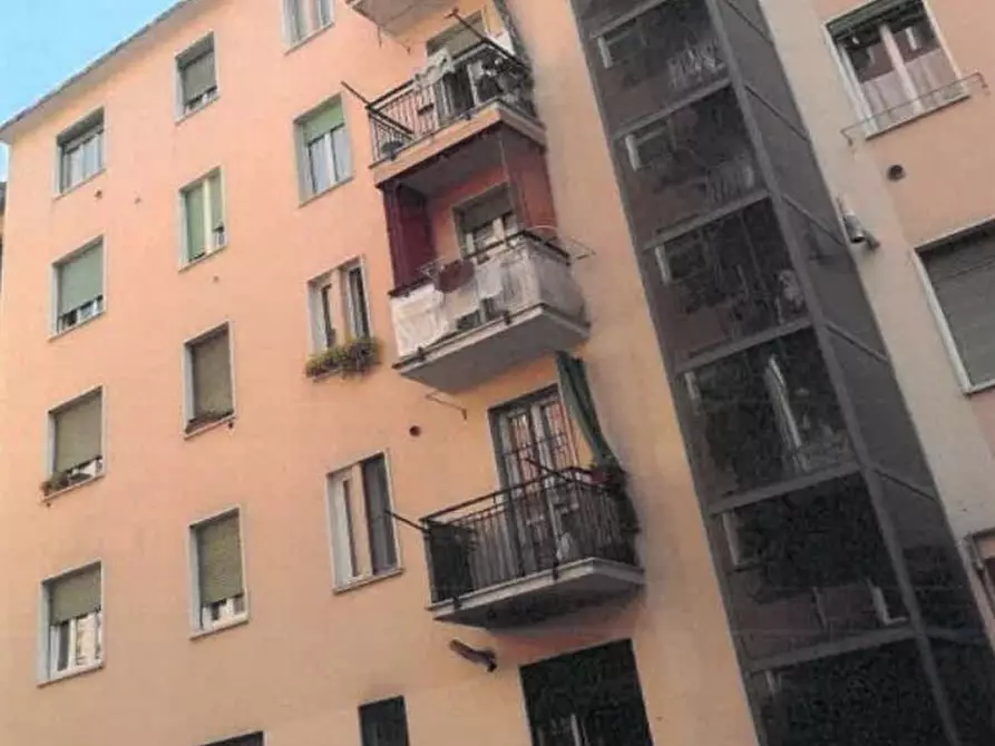 Immagine 3 di Appartamento in vendita  13 a Milano