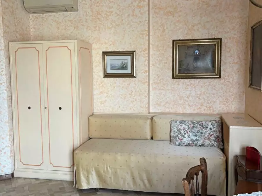 Immagine 7 di Appartamento in vendita  163 a Milano