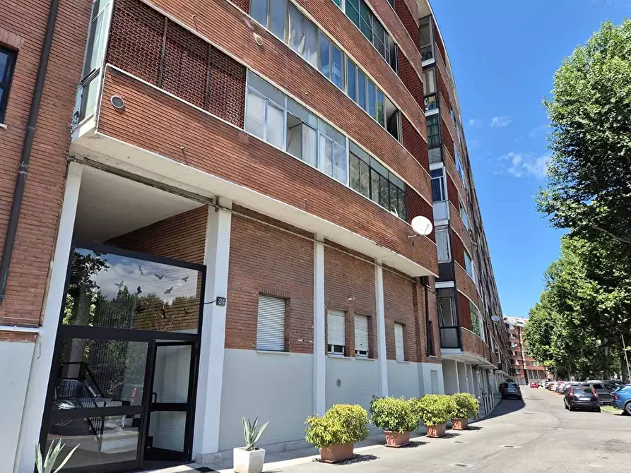Immagine 8 di Appartamento in vendita  34 a Milano