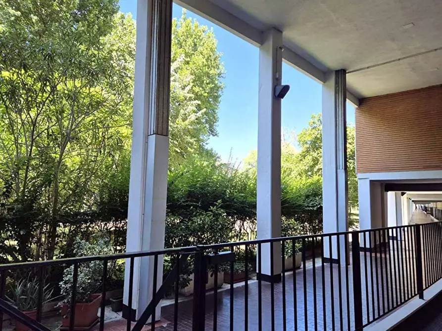 Immagine 9 di Appartamento in vendita  34 a Milano