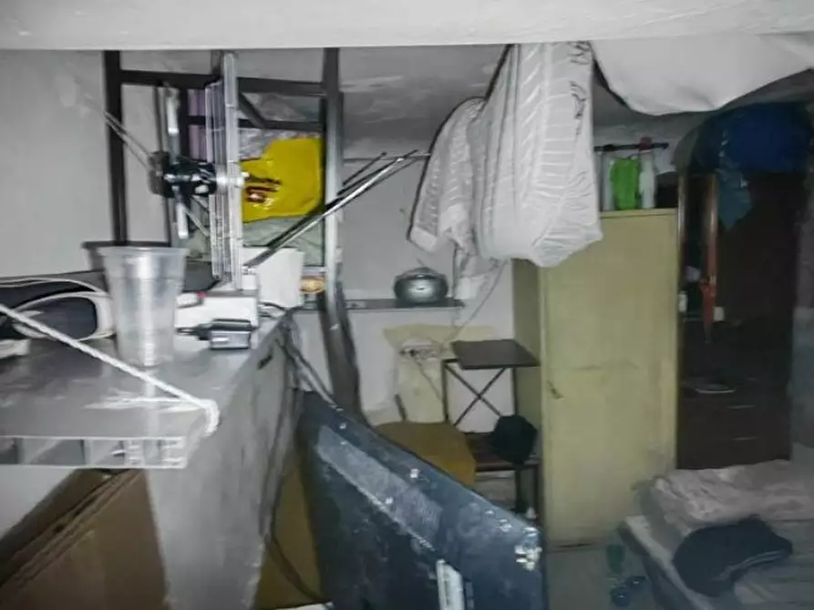 Immagine 9 di Appartamento in vendita  5 a Milano