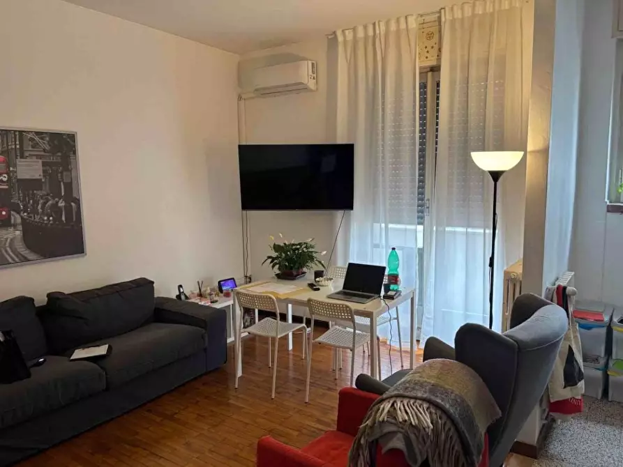 Immagine 8 di Appartamento in vendita  54 a Milano