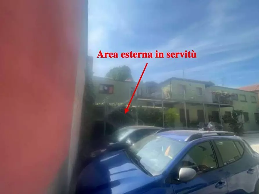 Immagine 5 di Appartamento in vendita  46 a Milano