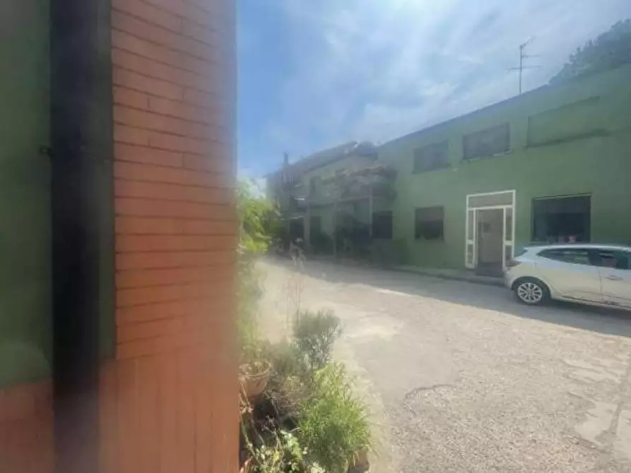 Immagine 4 di Appartamento in vendita  46 a Milano