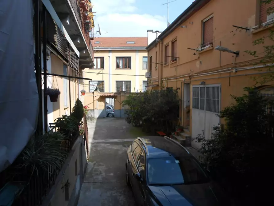 Immagine 3 di Appartamento in vendita  5 a Milano