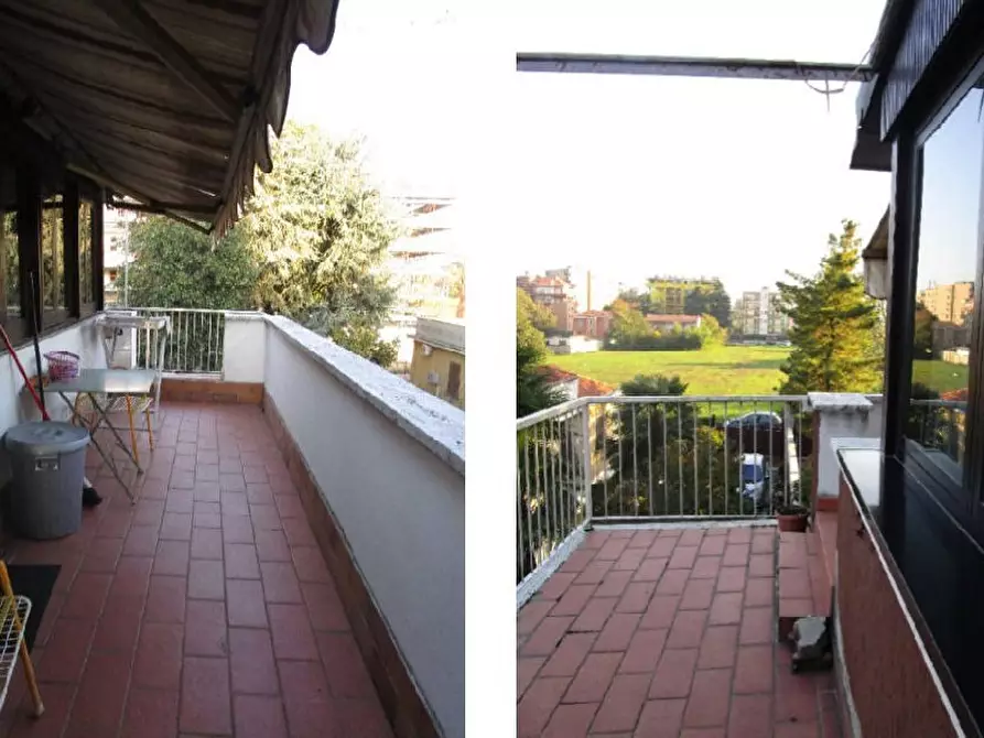 Immagine 9 di Appartamento in vendita  16 a Milano