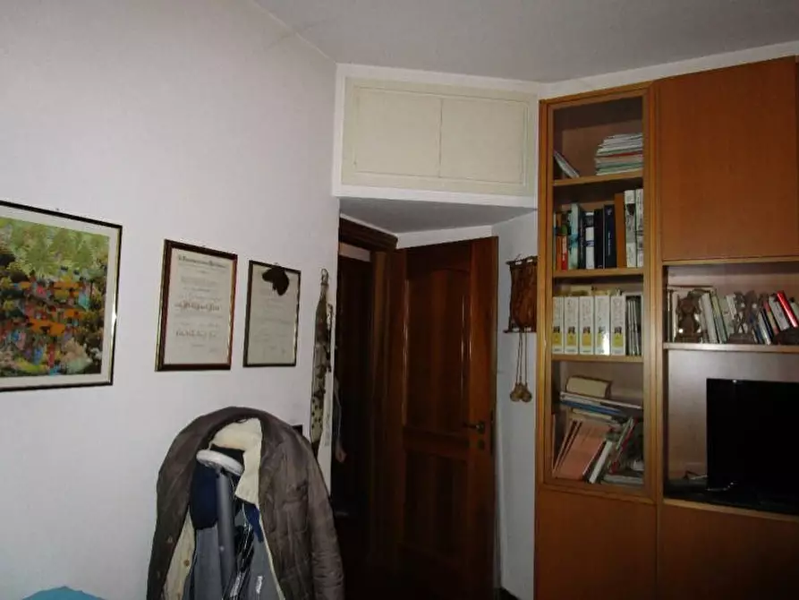 Immagine 7 di Appartamento in vendita  16 a Milano