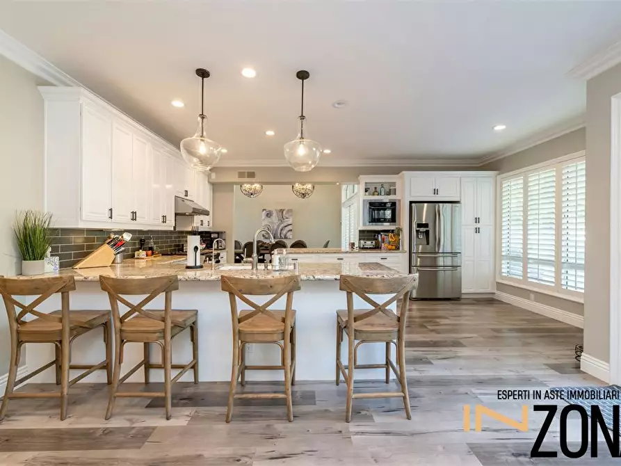 Immagine 10 di Appartamento in vendita  28 m a Besana In Brianza