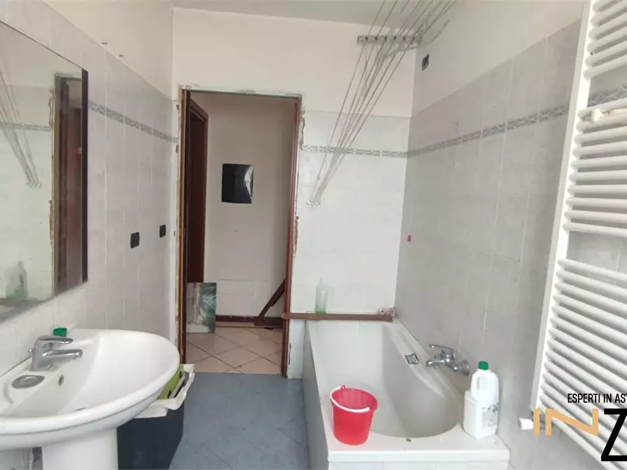 Immagine 6 di Appartamento in vendita  2b a Roncello