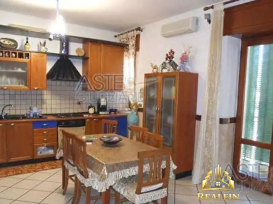 Immagine 1 di Appartamento in vendita  a Mugnano Di Napoli