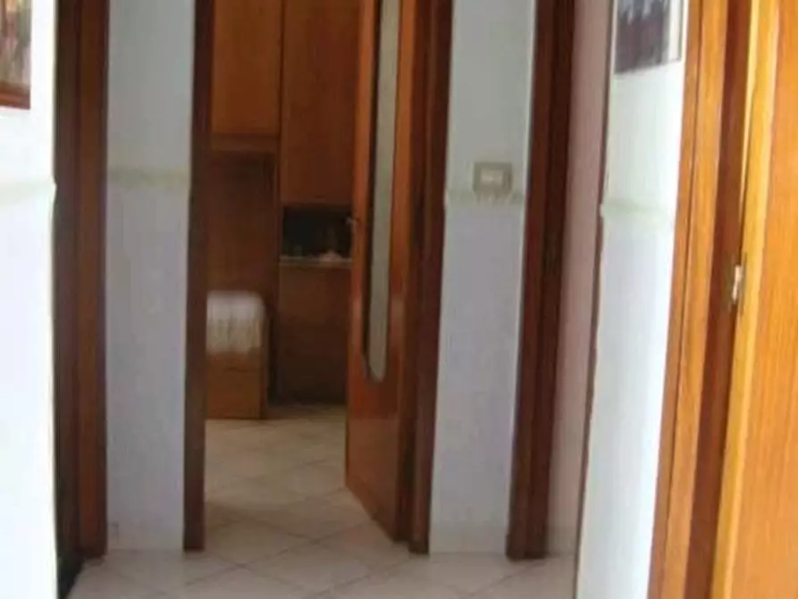 Immagine 3 di Appartamento in vendita  90 a Torre Annunziata