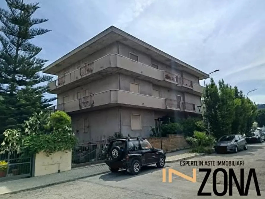 Immagine 1 di Appartamento in vendita  428 a Montesilvano