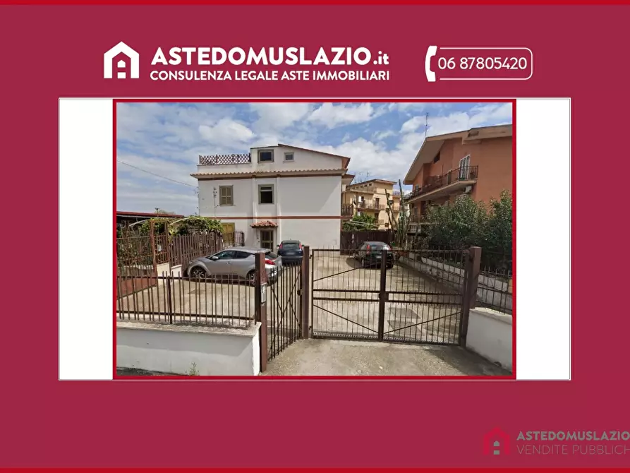 Immagine 1 di Appartamento in vendita  106 a Roma