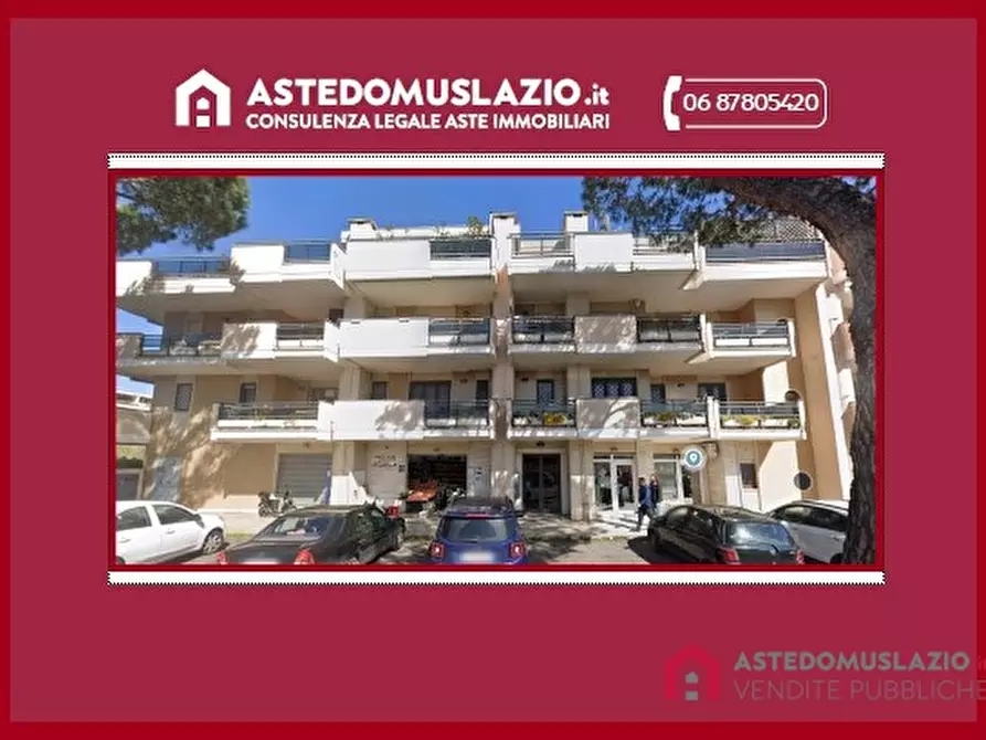 Immagine 1 di Appartamento in vendita  120 a Roma