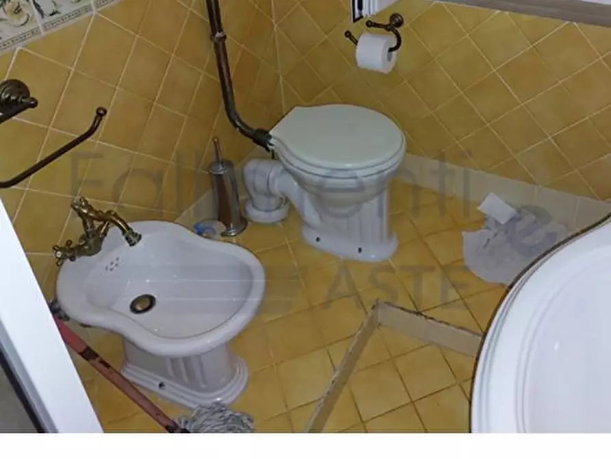 Immagine 8 di Appartamento in vendita  7 a Civitella Del Tronto