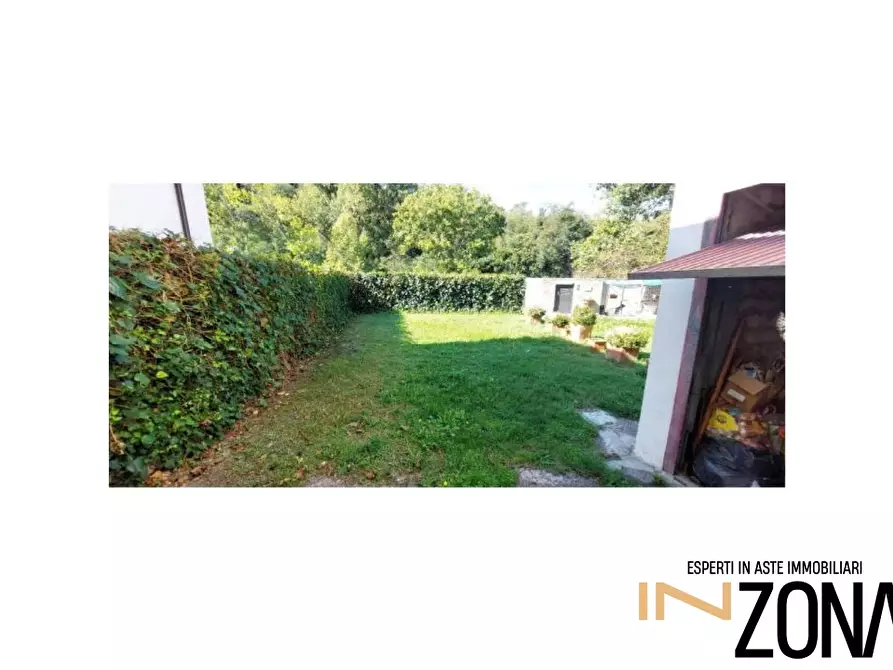 Immagine 3 di Appartamento in vendita  24 a Castiglione Messer Raimondo