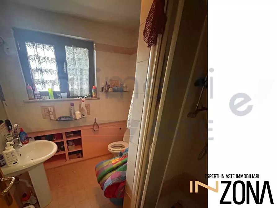 Immagine 10 di Appartamento in vendita  a Bellante