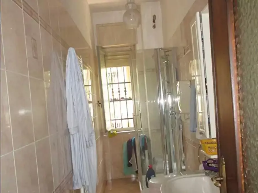 Immagine 8 di Appartamento in vendita  65 a Torino