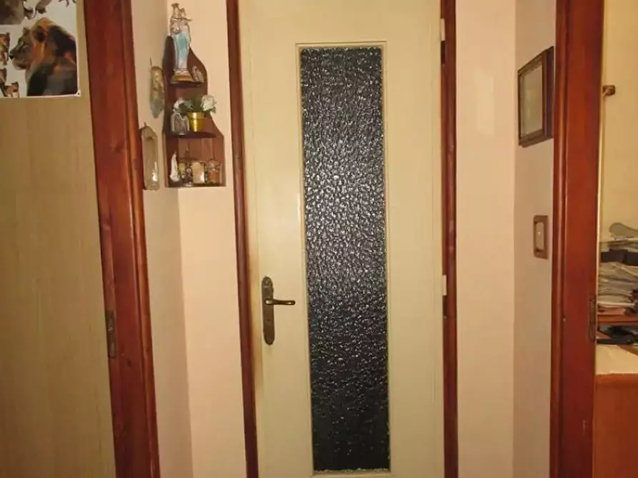 Immagine 6 di Appartamento in vendita  65 a Torino