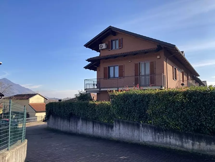 Immagine 2 di Appartamento in vendita  7 a Sant'ambrogio Di Torino