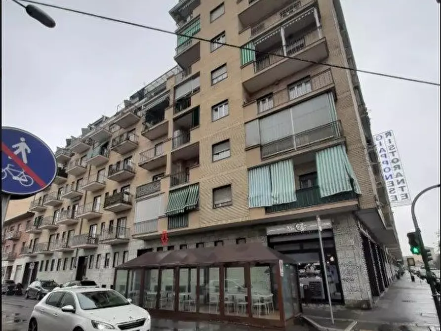 Immagine 2 di Appartamento in vendita  2 a Torino