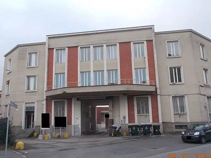 Immagine 3 di Appartamento in vendita  165 a Torino