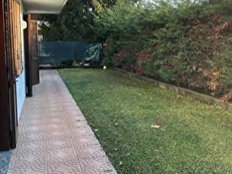 Immagine 8 di Appartamento in vendita  62 a Romano Canavese