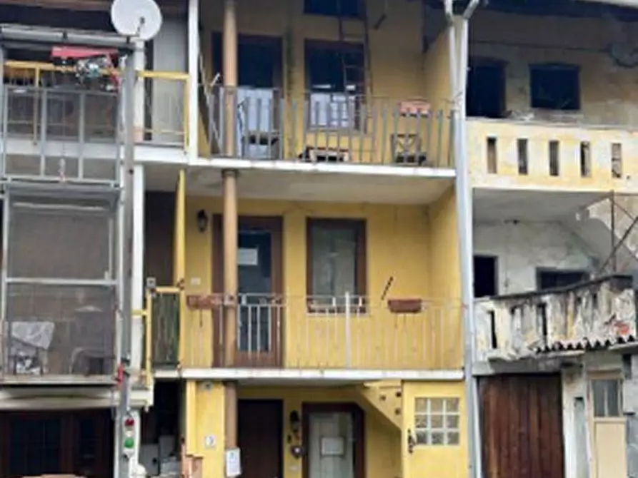 Immagine 2 di Appartamento in vendita  3 a Castellamonte