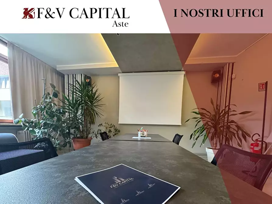 Immagine 9 di Appartamento in vendita  8 a Torino