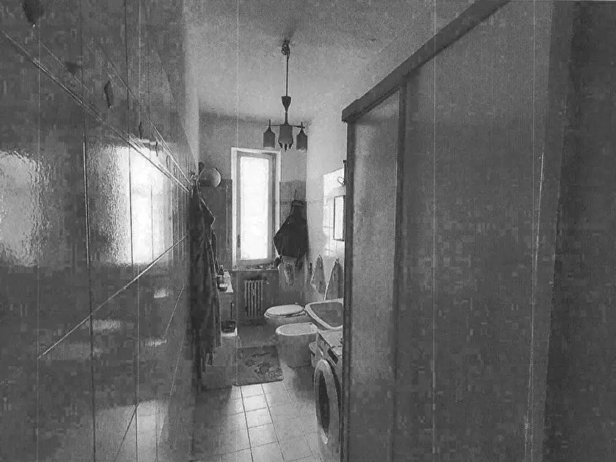 Immagine 5 di Appartamento in vendita  19 a Torino