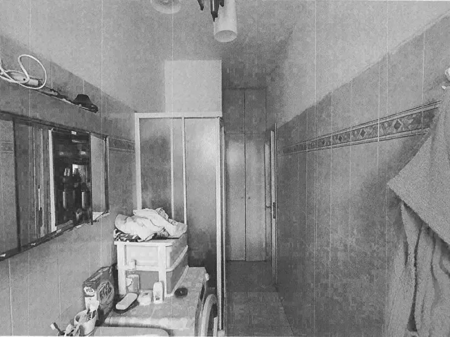 Immagine 6 di Appartamento in vendita  19 a Torino