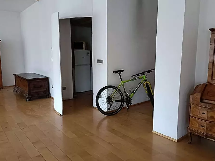 Immagine 5 di Appartamento in vendita  126 a Torino