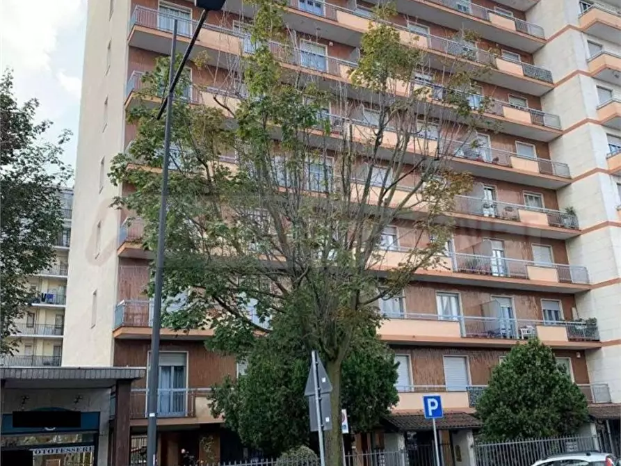 Immagine 2 di Appartamento in vendita  8 a Grugliasco