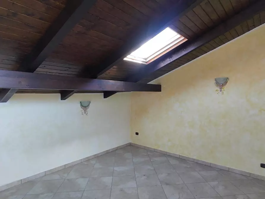 Immagine 10 di Appartamento in vendita  14 a Susa