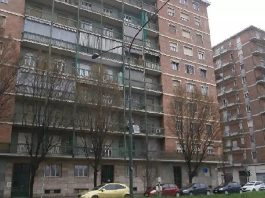 Immagine 2 di Appartamento in vendita  254 a Torino