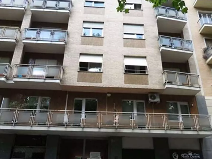 Immagine 2 di Appartamento in vendita  20 a Torino