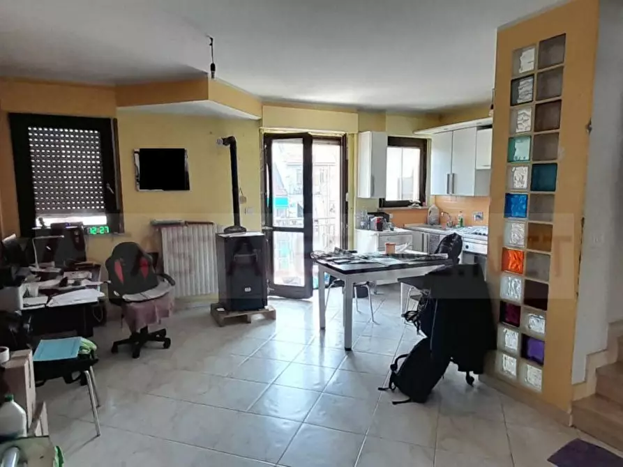 Immagine 6 di Appartamento in vendita  42 a Torino