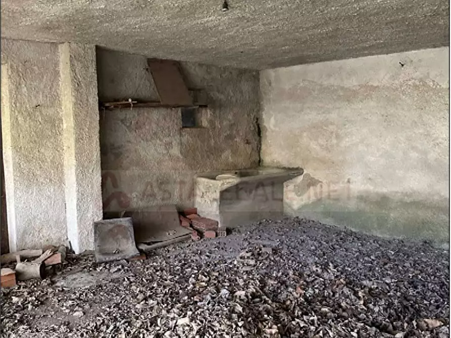 Immagine 9 di Appartamento in vendita  73 a Andrate