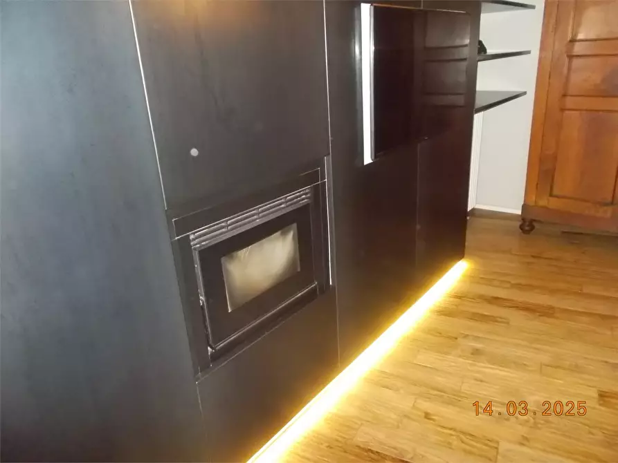 Immagine 6 di Appartamento in vendita  51 a Torino