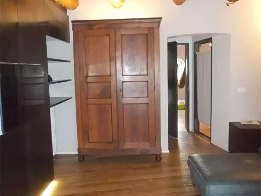 Immagine 5 di Appartamento in vendita  51 a Torino