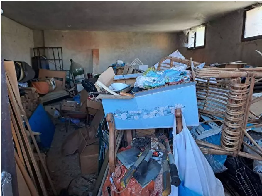 Immagine 10 di Appartamento in vendita  16 a San Colombano Belmonte